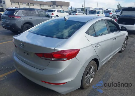 2017 Hyundai Elantra Se z USA, uszkodzony, nr VIN 5NPD84LF4HH014743